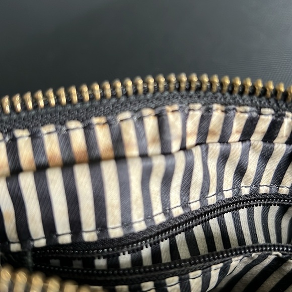⭐️ KATE SPADE Black Leather crossbody purse ⭐️ - Picture 9 of 9